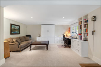 #2 – 5402 West Vista Court